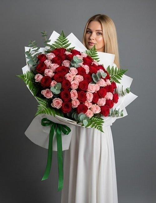 Floral Symphony luxury flower bouquet London